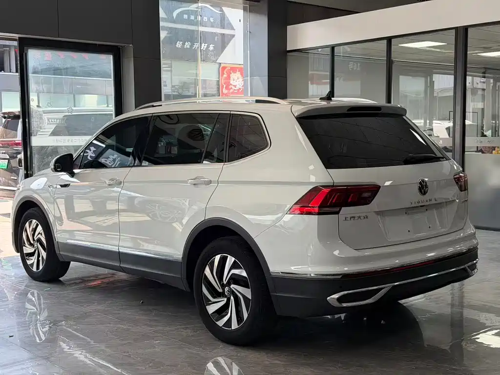 Volkswagen Tiguan L 2022 — фото 14