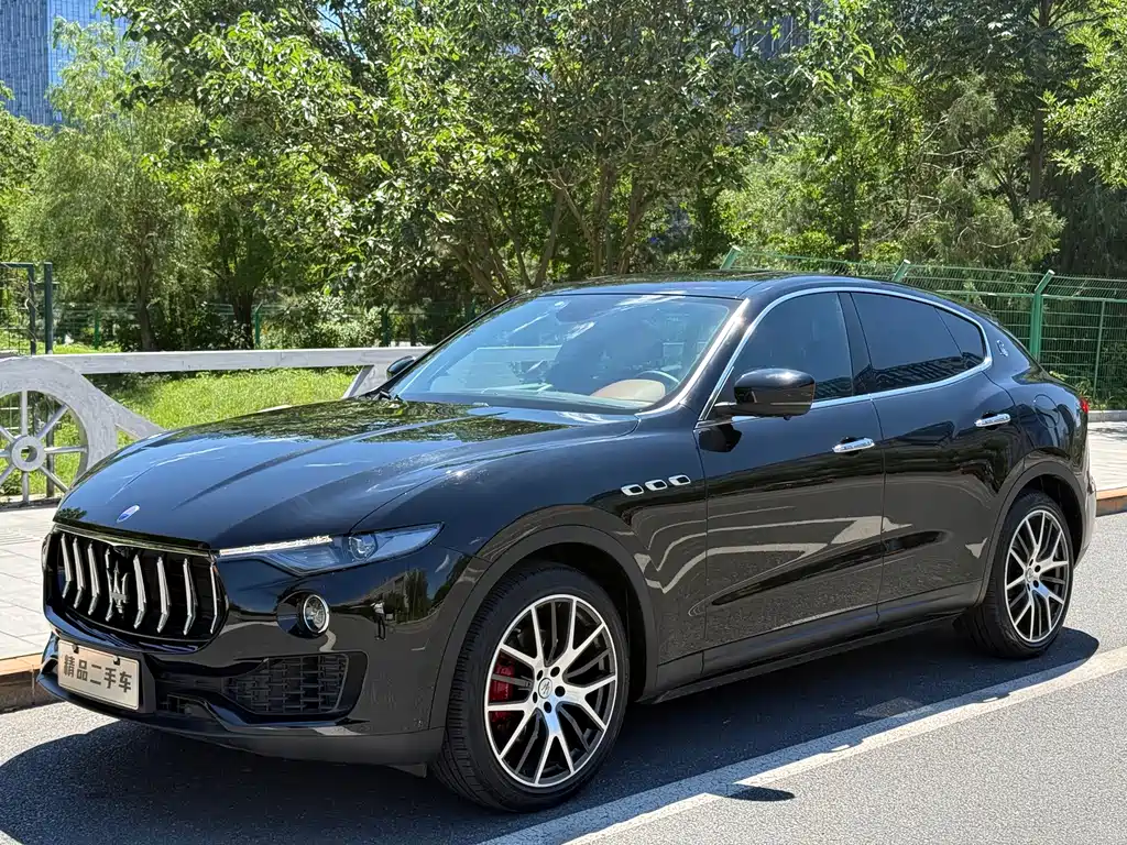 Maserati Levante 2022