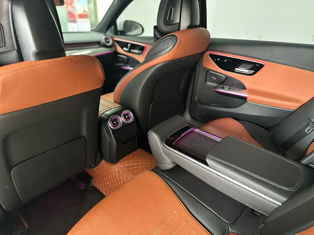 Mercedes-Benz C-Class 2022 — фото 17