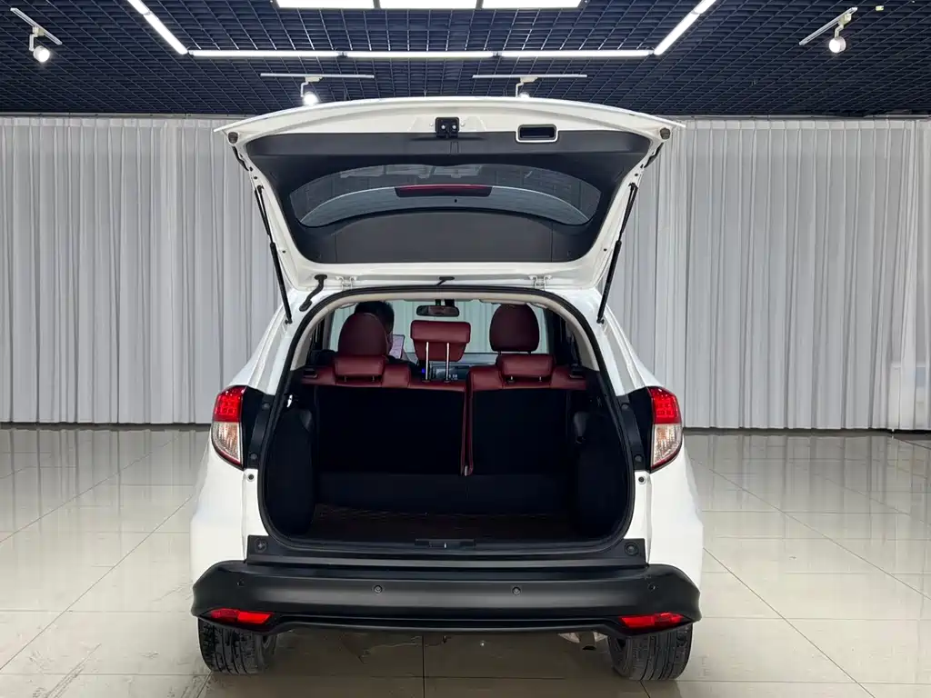 Honda Vezel 2022 — фото 6