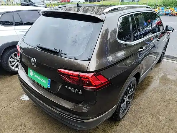 Volkswagen Tiguan L 2017