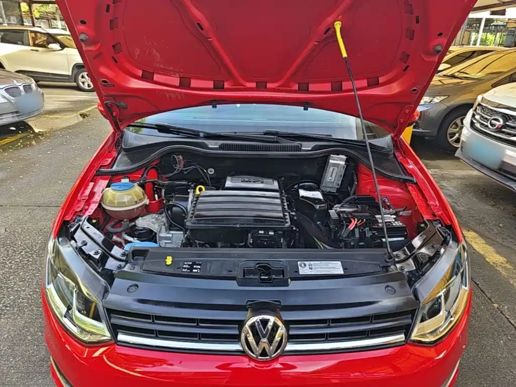 Volkswagen Polo 2015 — фото 16