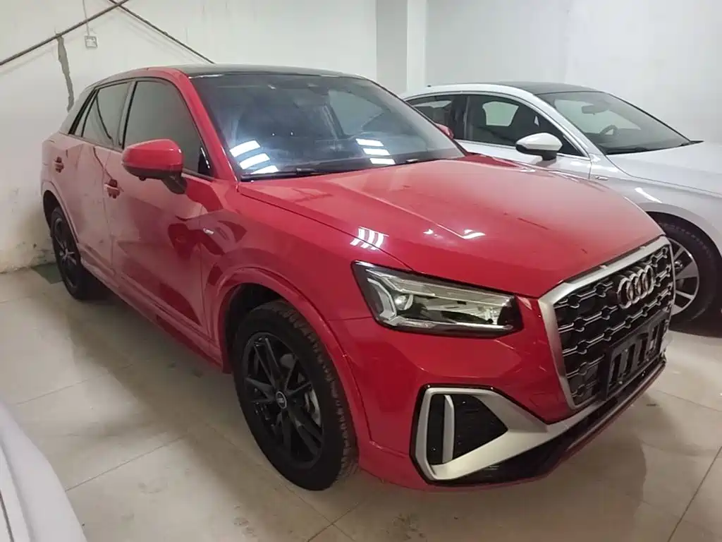 Audi Q2L 2023