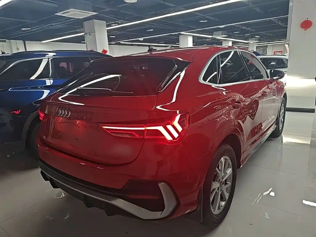 Audi Q3 Sportback 2021 — фото 7