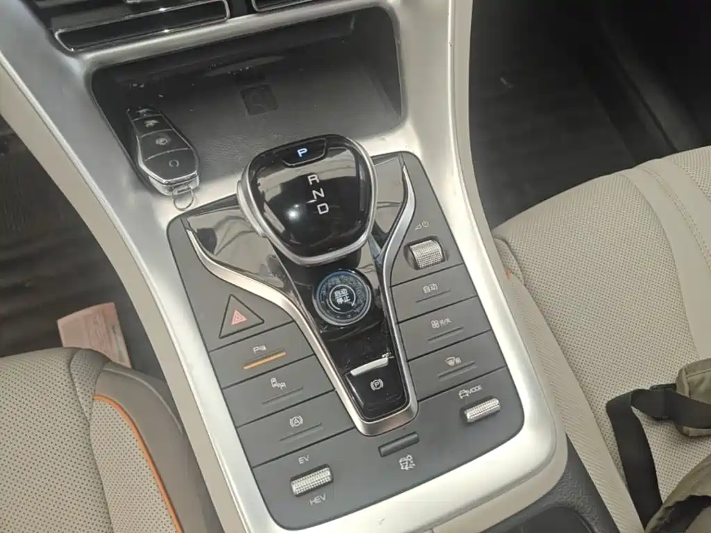 BYD Song Pro New Energy 2023 — фото 14