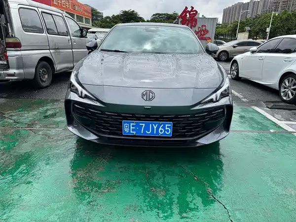 MG MG7 2025