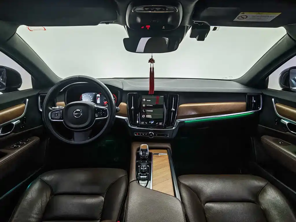 Volvo S90 2021 — фото 14