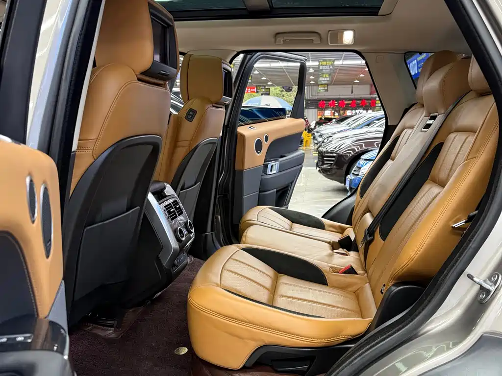 Land Rover Sport 2022 — фото 10