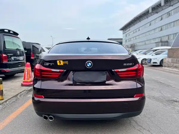 BMW 5 Series GT 2015