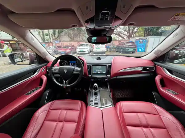 Maserati Levante 2016