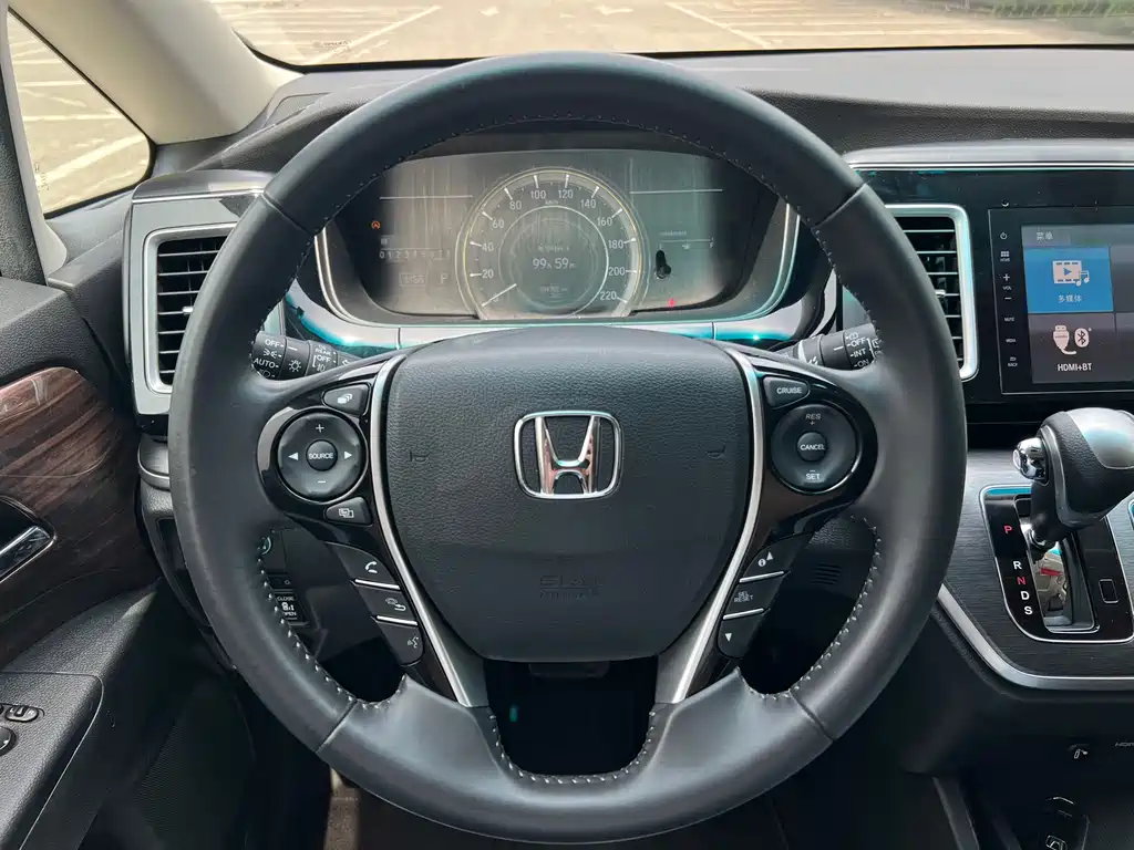 Honda Elysion 2019 — фото 19