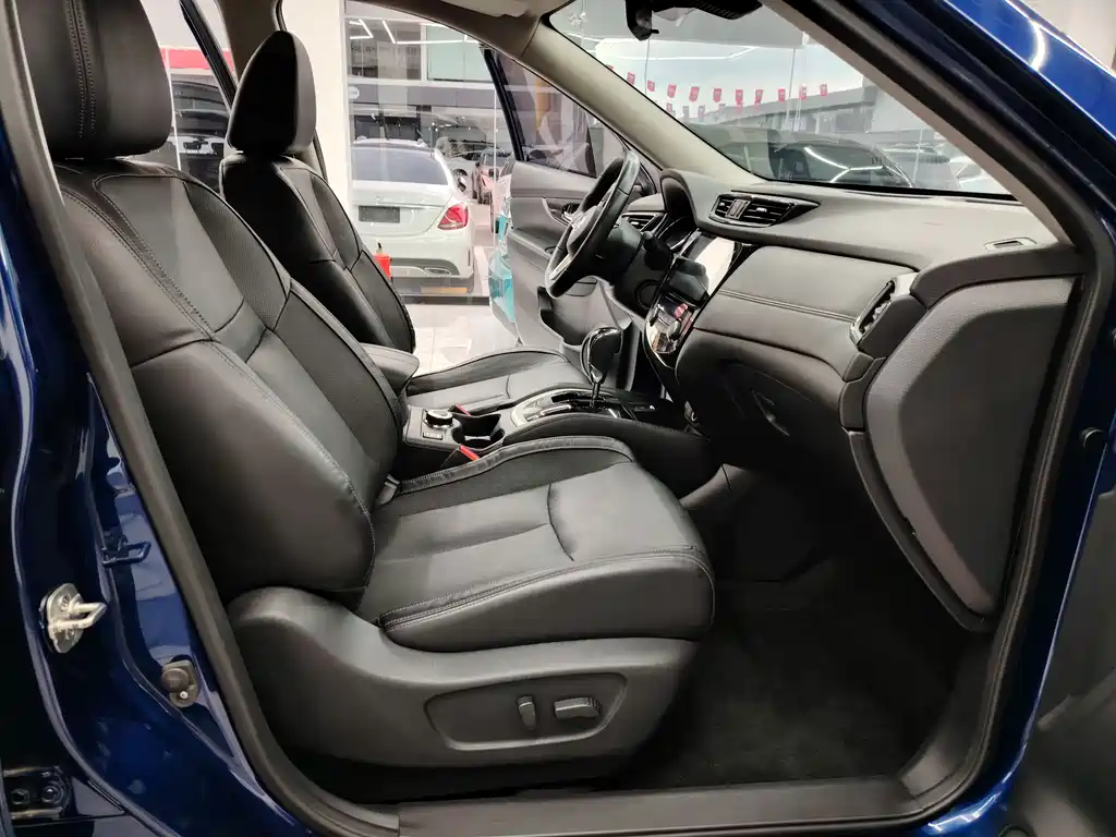 Nissan X-Trail 2019 — фото 12