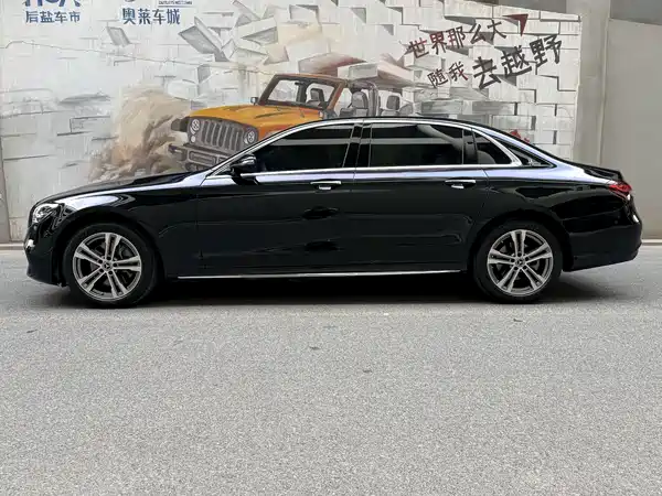 Mercedes-Benz E-Class 2021
