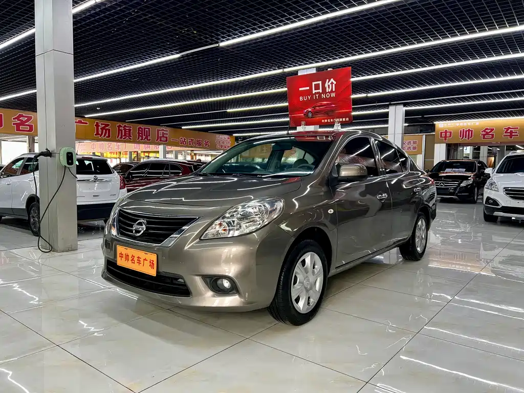 Nissan Sunny 2011