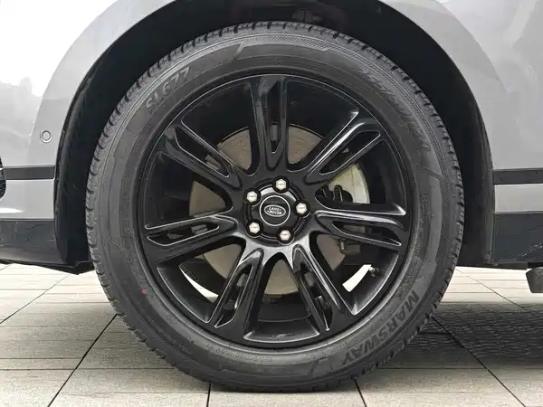 Land Rover Range Rover Velar 2021