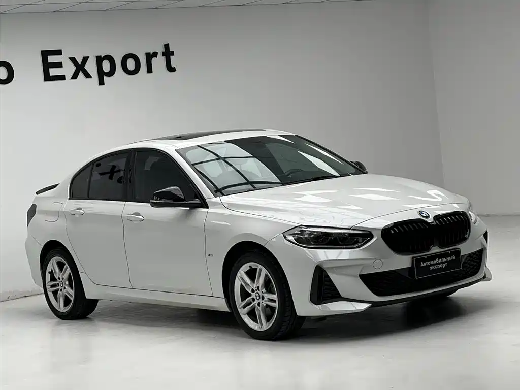 BMW 1 Series 2021