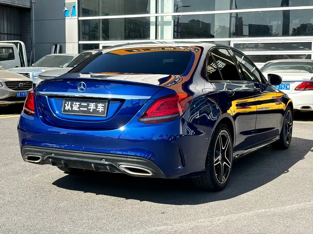 Mercedes-Benz C-Class 2021