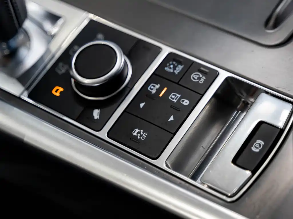 Land Rover Sport 2016 — фото 16