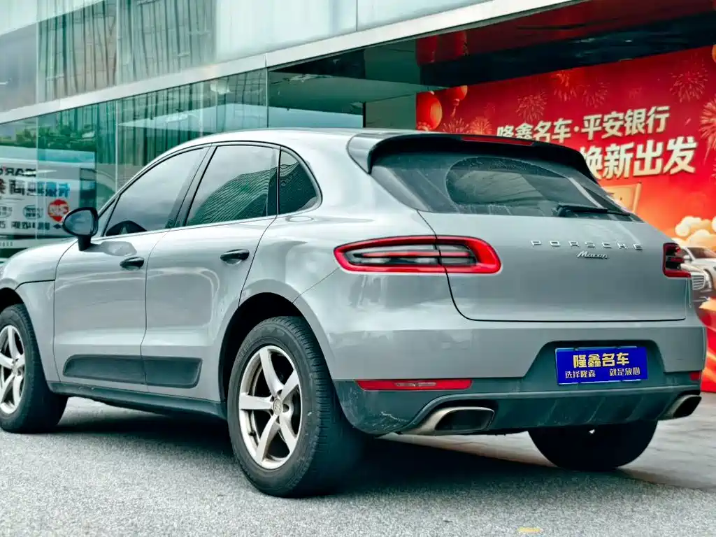 Porsche Macan 2018 — фото 9