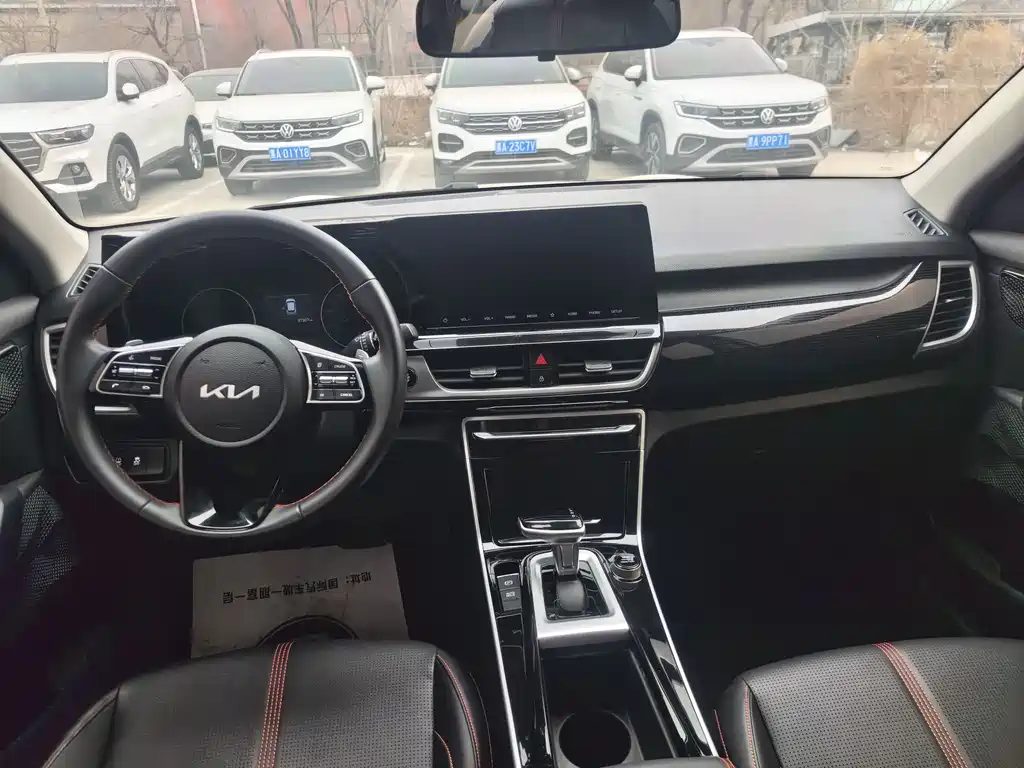Kia KX3 2023 — фото 11