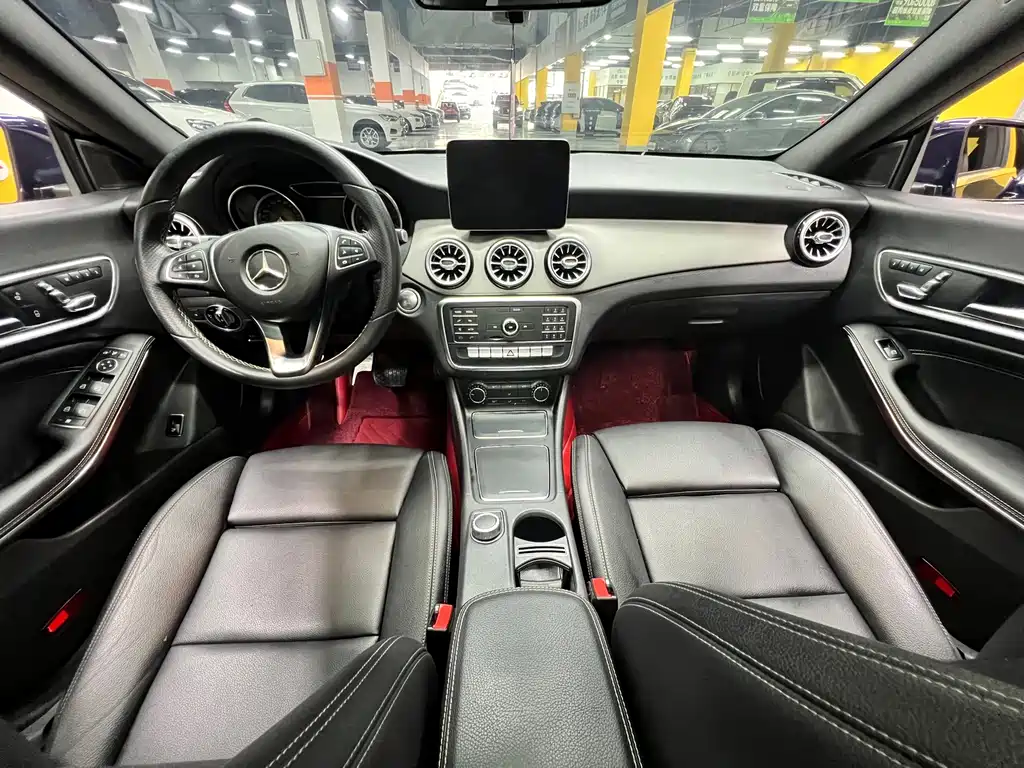 Mercedes-Benz CLA 2018 — фото 11