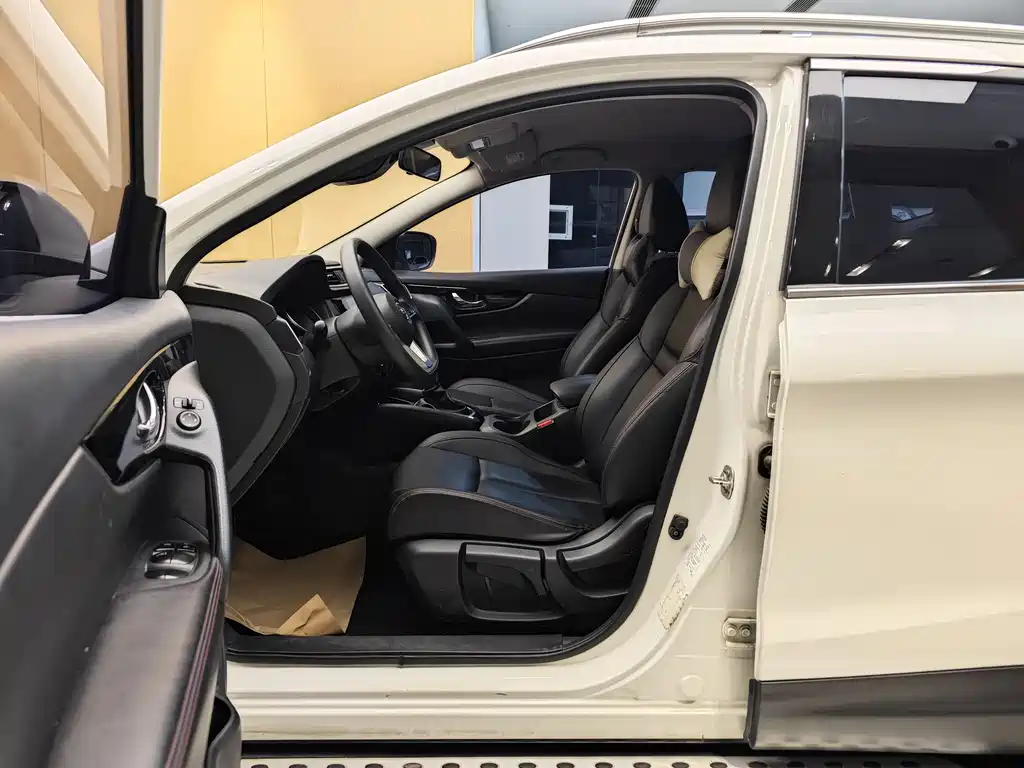 Nissan Qashqai 2022 — фото 13