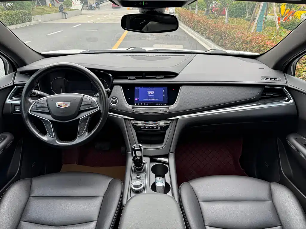 Cadillac XT5 2022 — фото 19