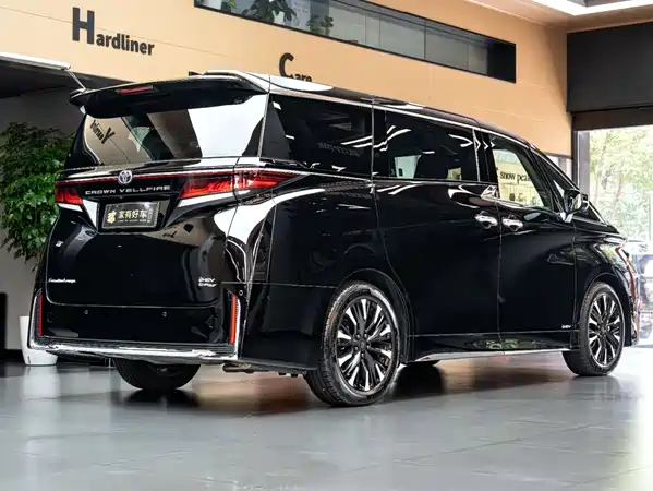 Toyota Wilfa 2025
