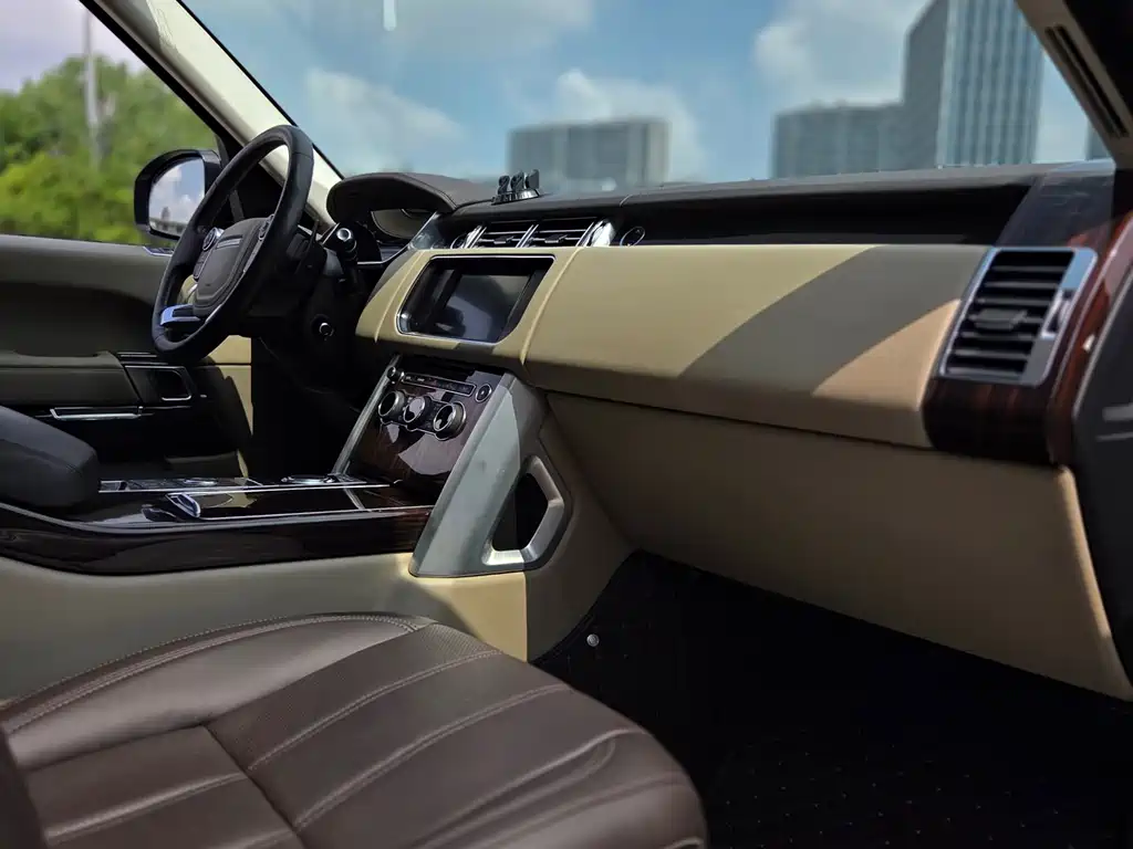 Land Rover Range Rover 2015 — фото 20