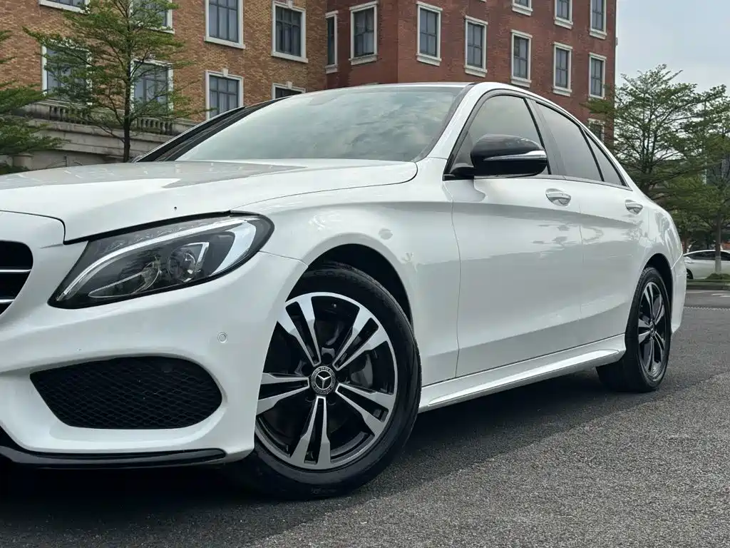 Mercedes-Benz C-Class 2018 — фото 11
