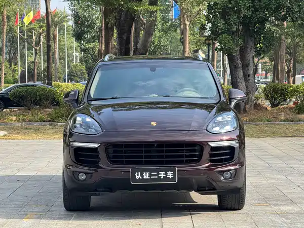 Porsche Cayenne 2015