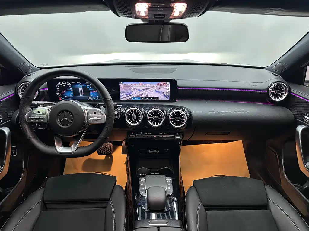 Mercedes-Benz A-Class 2023 — фото 17