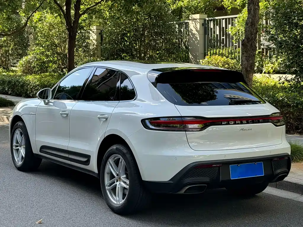 Porsche Macan 2023 — фото 5