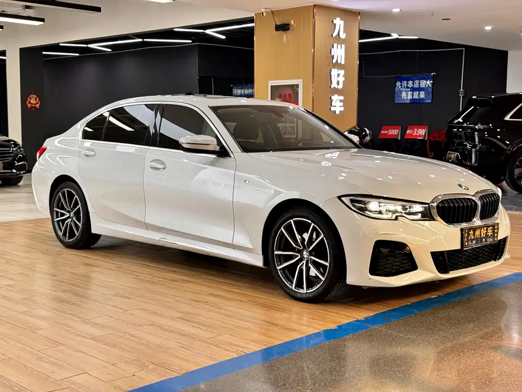 BMW 3 Series 2021