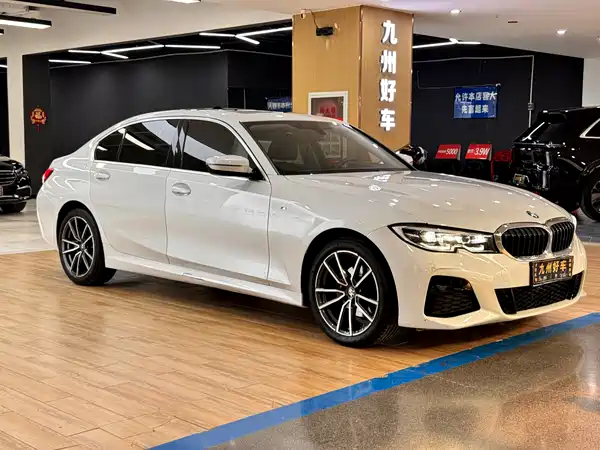 BMW 3 Series 2021