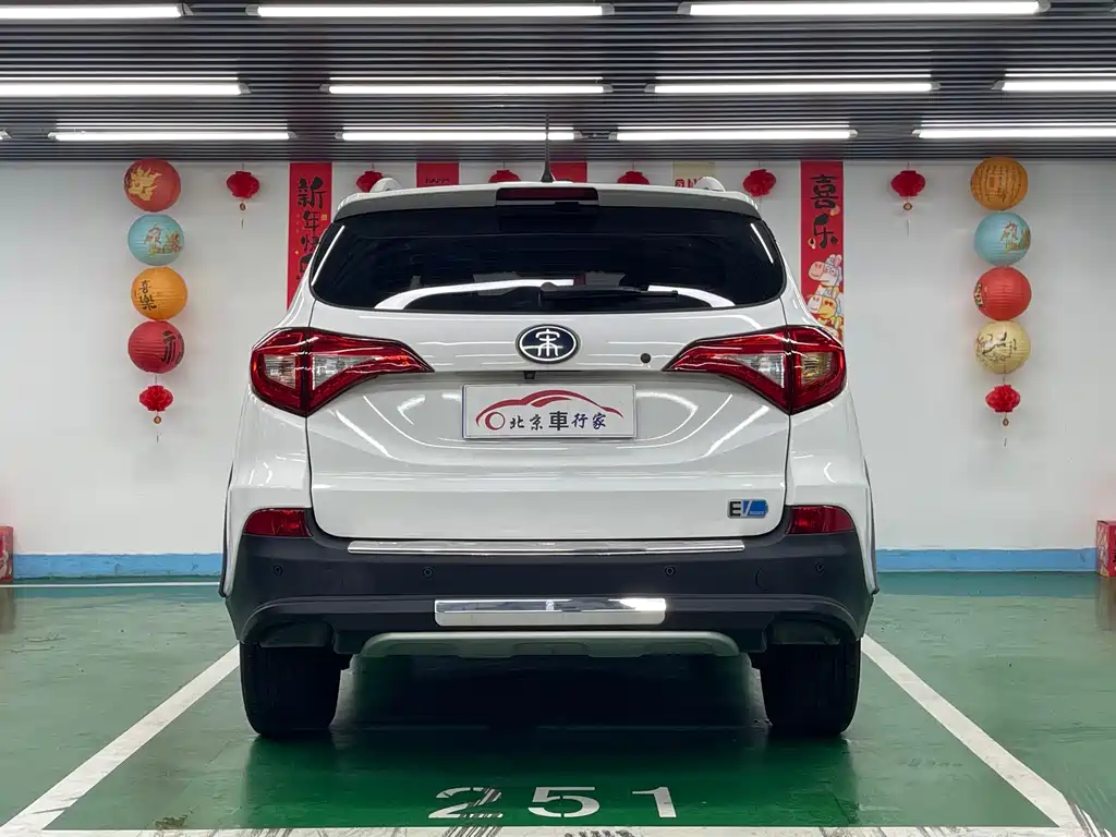 BYD Song New Energy 2017 — фото 6