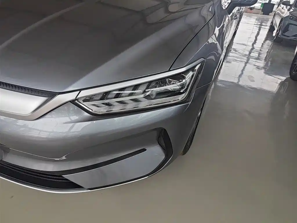 BYD Qin PLUS 2025 — фото 24
