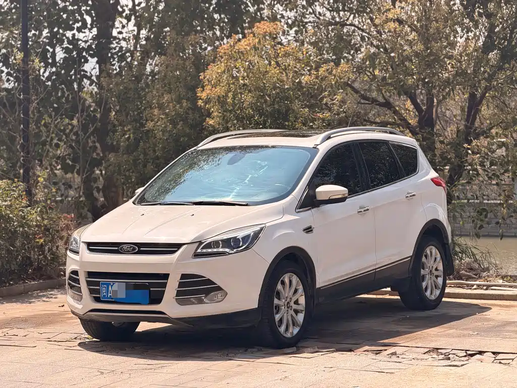 Ford Kuga 2014