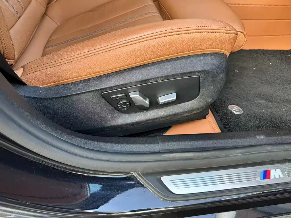 BMW 6 Series GT 2022 — фото 9