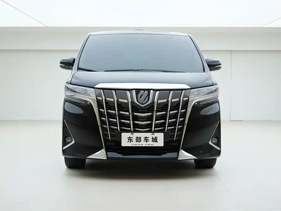 Toyota Alphard 2022 — фото 2