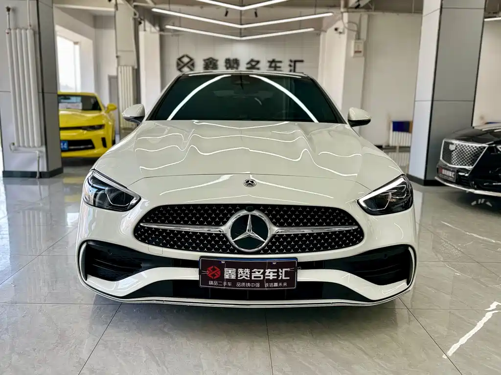 Mercedes-Benz C-Class 2023 — фото 3