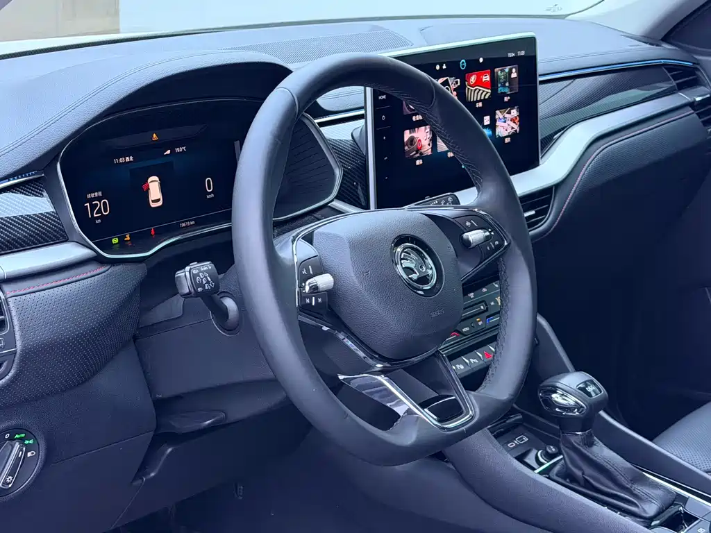 Skoda Kodiaq GT 2023 — фото 2
