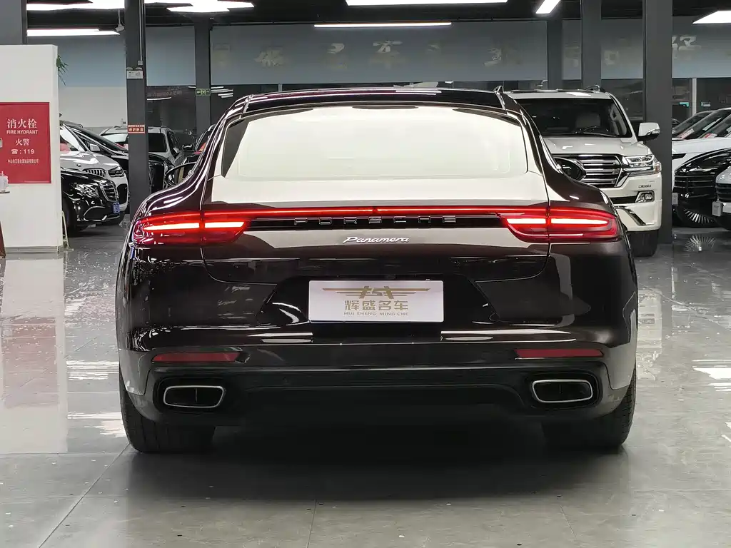 Porsche Panamera 2019 — фото 11