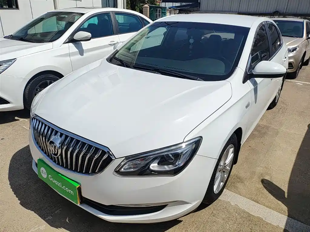 Buick Excelle 2016 — фото 2