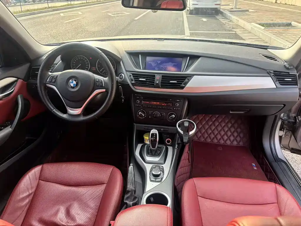BMW X1 2015 — фото 4