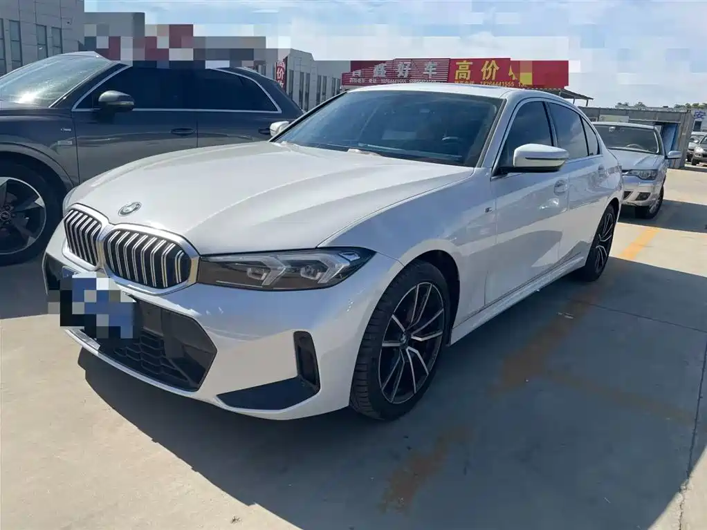 BMW 3 Series 2023 — фото 1