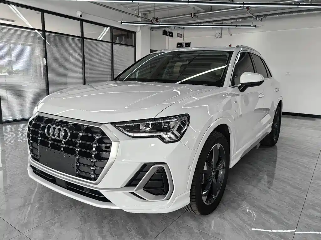 Audi Q3 2023