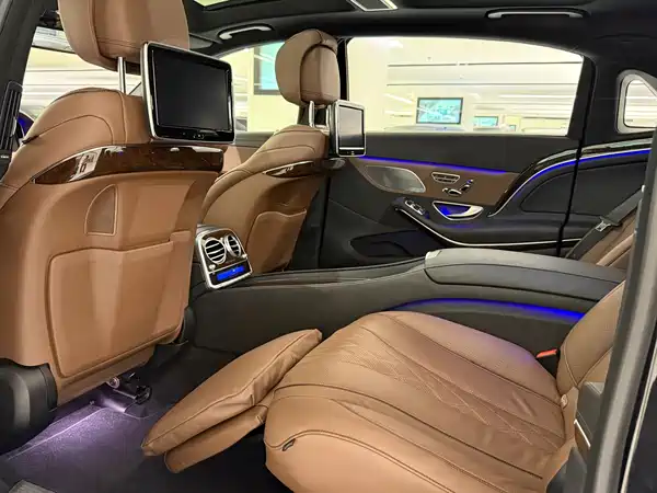 Mercedes-Benz Maybach S-Class 2015