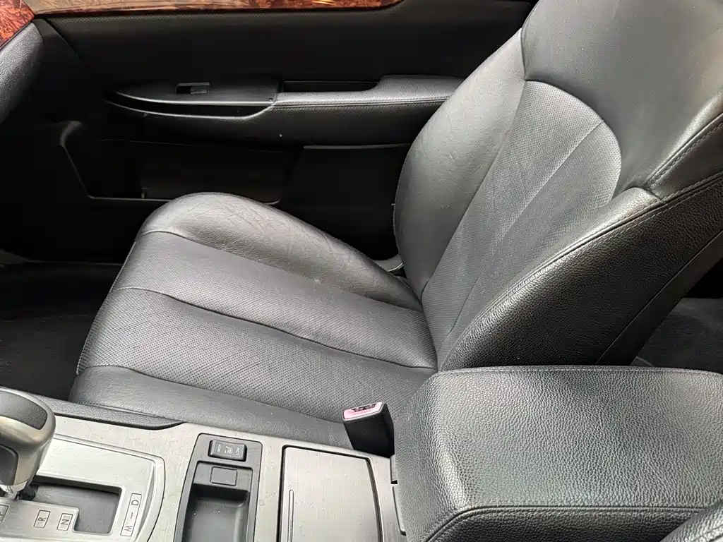 Subaru Outback 2011 — фото 13
