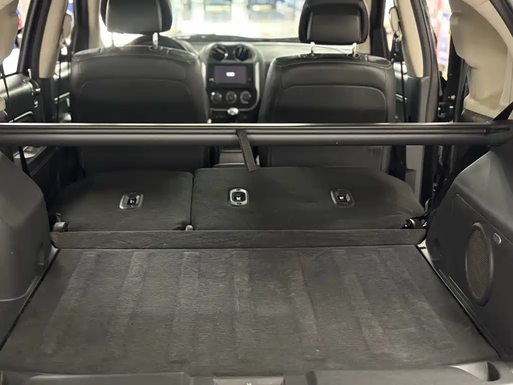 Jeep Compass 2015 — фото 3